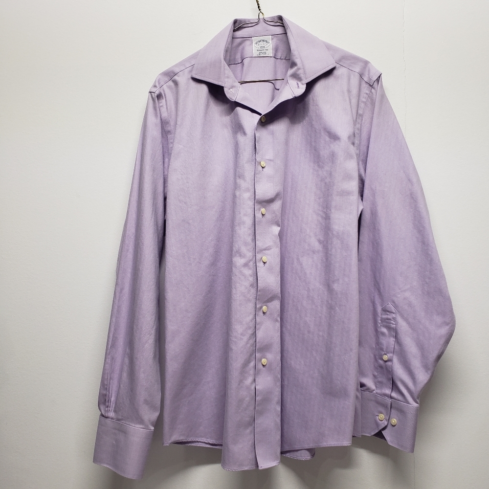 Brooks Brothers Button Up Long Sleeve Shirt Regent Fit Lavender Non Iron Cotton
